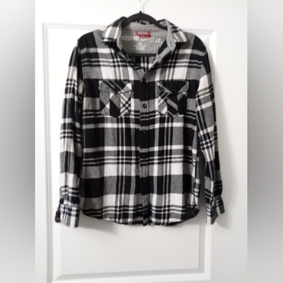 Mossimo Supply Co. Tops - Women's 90s Skater Girl  Black and White Plaid Flannel Shirt Size Small